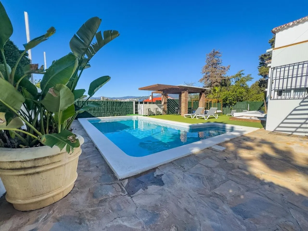 Casa Yuca 5 Bedroom Villa Pool Marbella