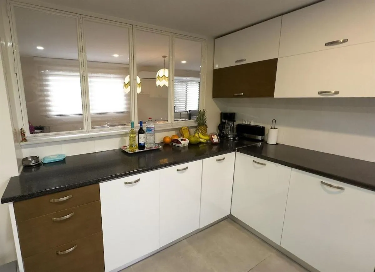 Casa Yuca 5 Bedroom Villa Pool Marbella Spain