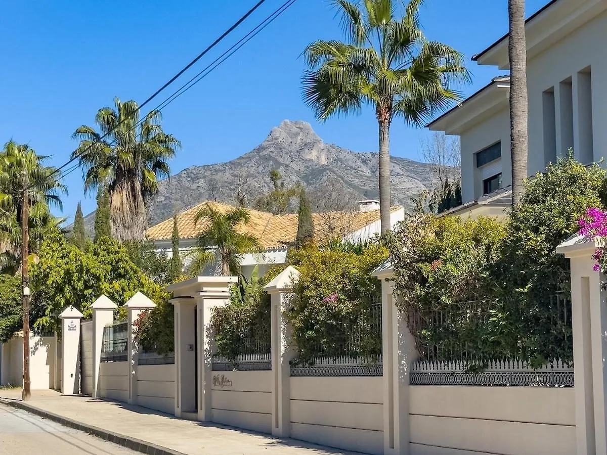 Casa Yuca 5 Bedroom Villa Pool Marbella