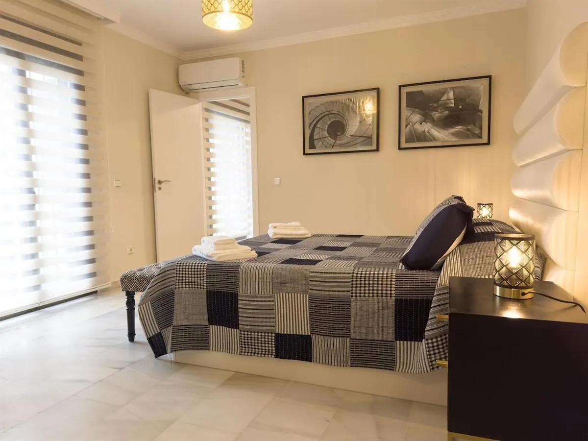 Casa Yuca 5 Bedroom Villa Pool Marbella