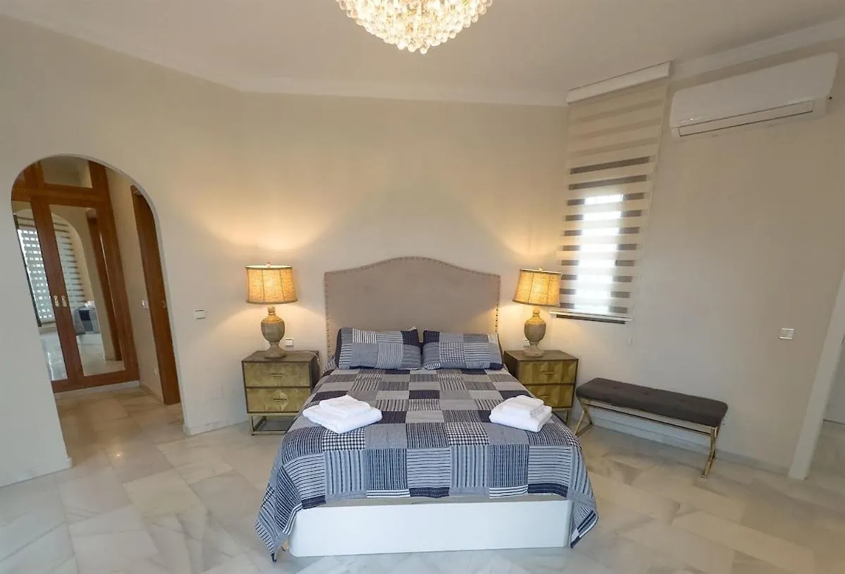 Casa Yuca 5 Bedroom Villa Pool Marbella